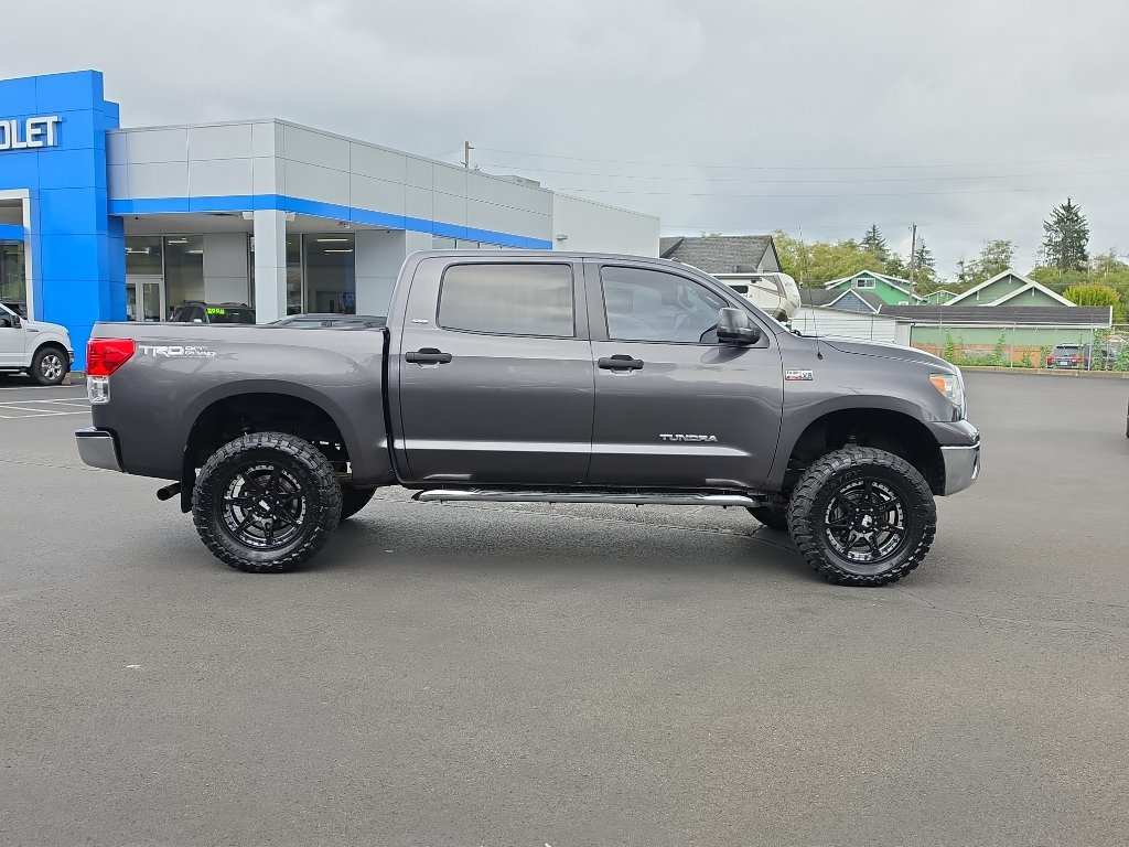 Used 2012 Toyota Tundra 4x4 CrewMax w/ TRD Off-Road Pkg image 7