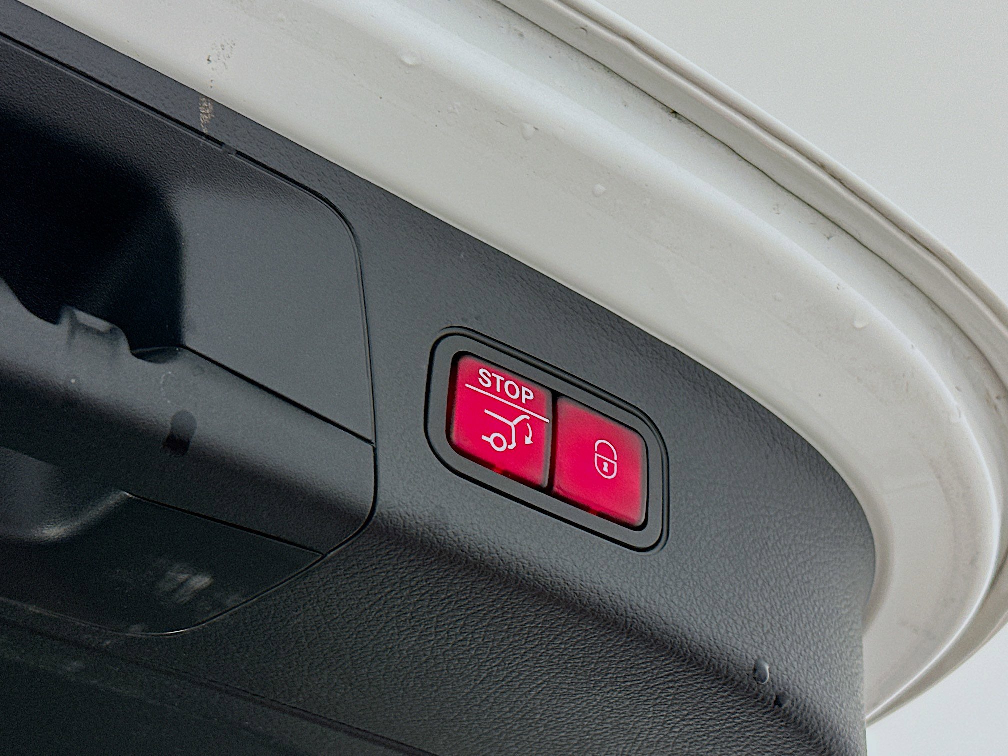 Used 2025 Mercedes-Benz GLA 250 4MATIC image 31