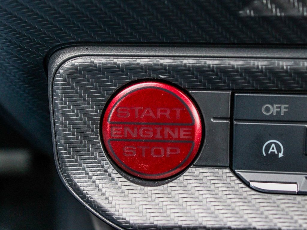 Used 2025 Ford Mustang Premium image 27