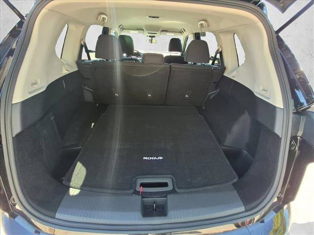 Used 2025 Nissan Rogue S FWD image 6