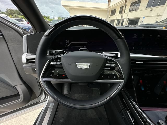 Certified 2026 Cadillac Escalade IQL Sport 1 w/ LPO, ONYX Package AWD/4WD image 21