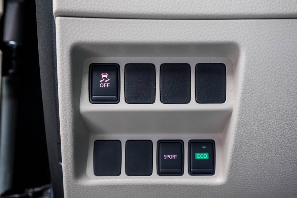 Used 2017 Nissan Rogue S FWD image 37