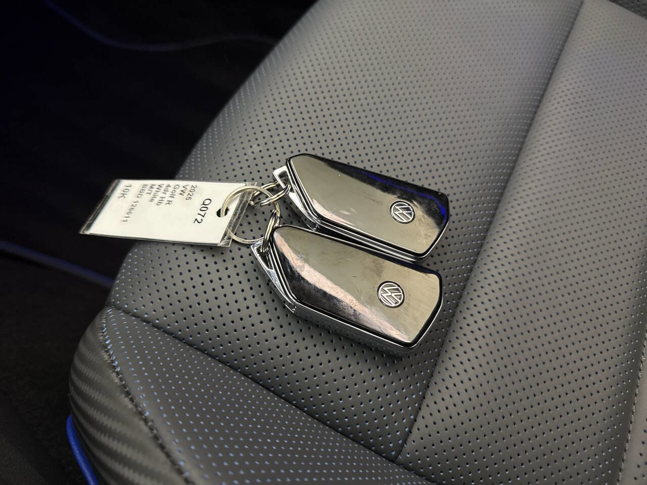 Used 2024 Volkswagen Golf R image 24