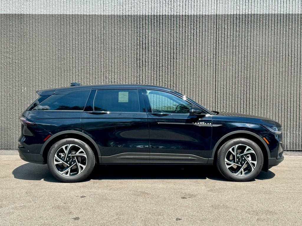 New 2025 Lincoln Nautilus Premier w/ Equipment Group 102A AWD/4WD image 7