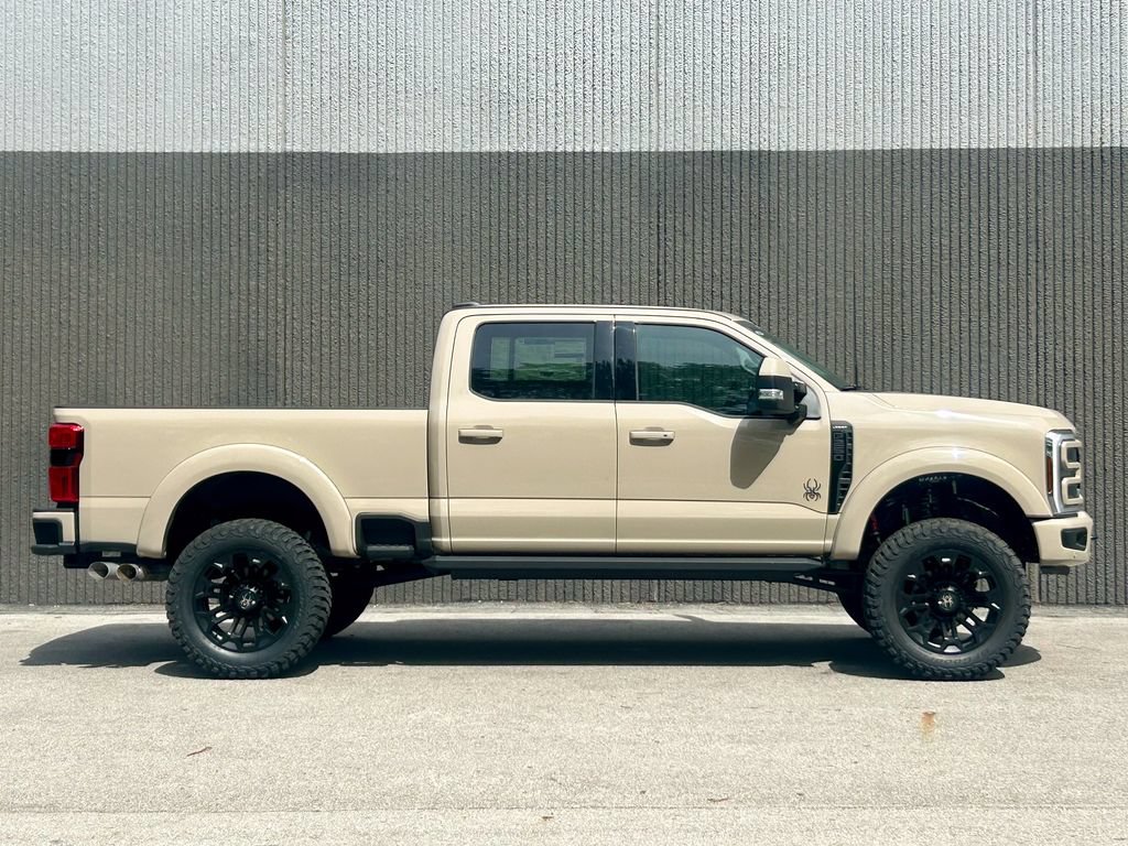 New 2026 Ford F250 Lariat w/ Black Appearance Package AWD/4WD image 8