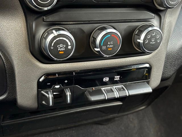 Used 2024 RAM 3500 Big Horn image 23