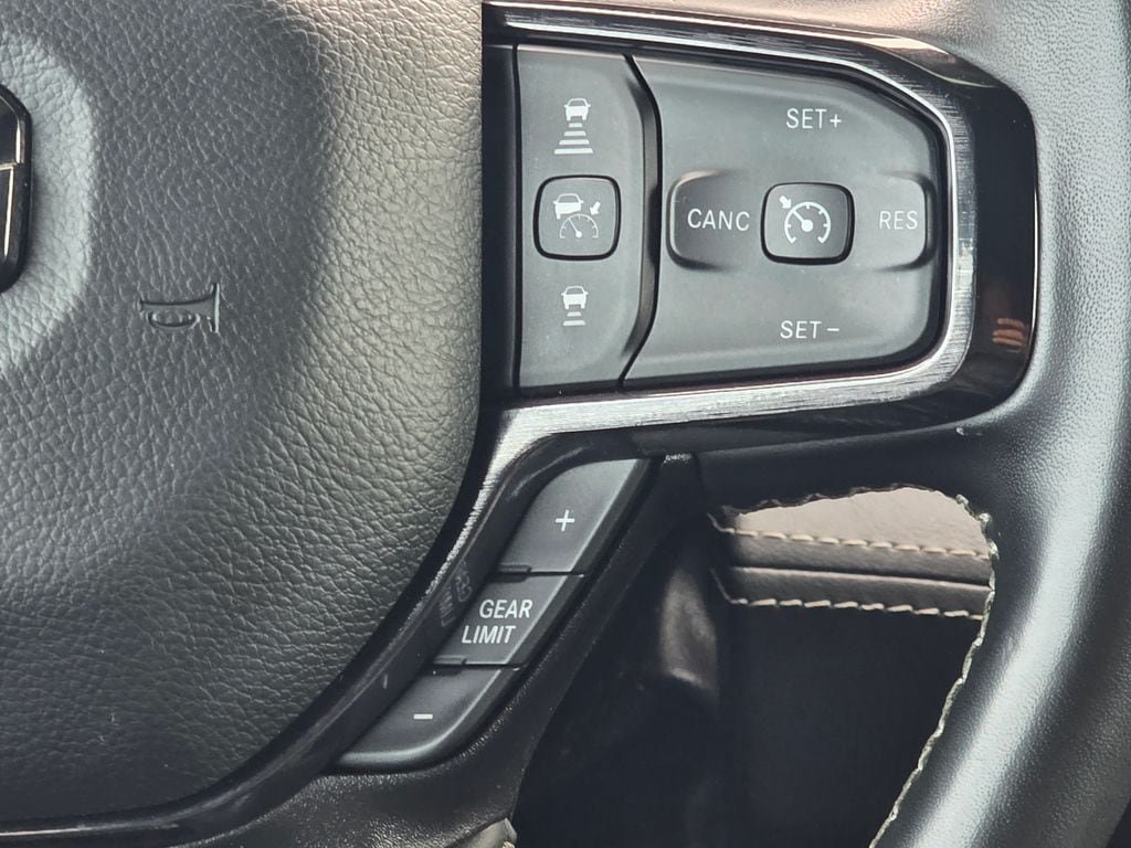 Used 2023 RAM 1500 Limited AWD/4WD image 19
