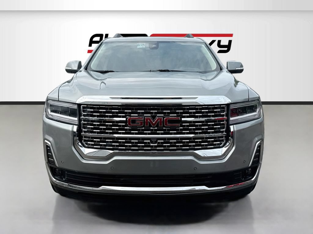 Used 2023 GMC Acadia Denali w/ Denali Ultimate Package FWD image 2