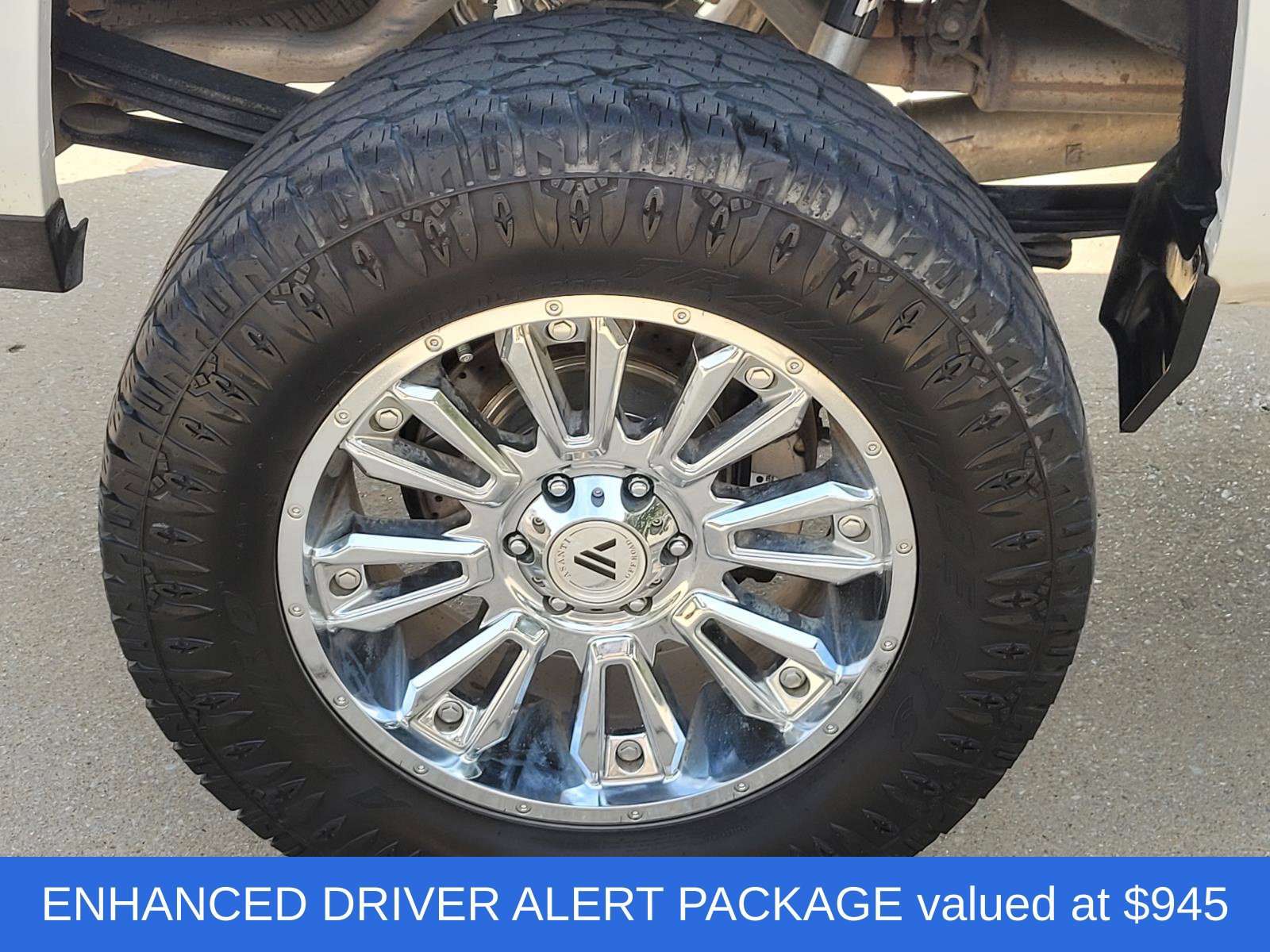 Used 2018 Chevrolet Silverado 1500 LTZ w/ Texas Edition AWD/4WD image 7