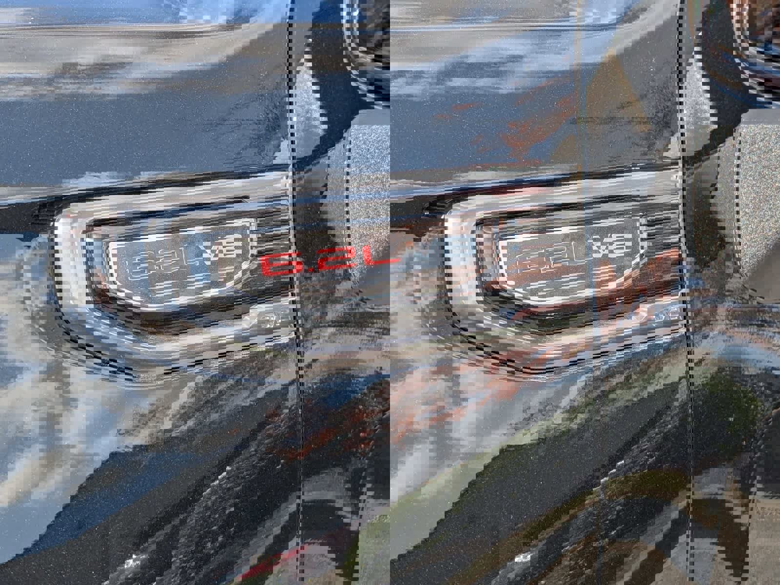 Certified 2023 GMC Sierra 1500 AT4 w/ AT4 Premium Package image 8