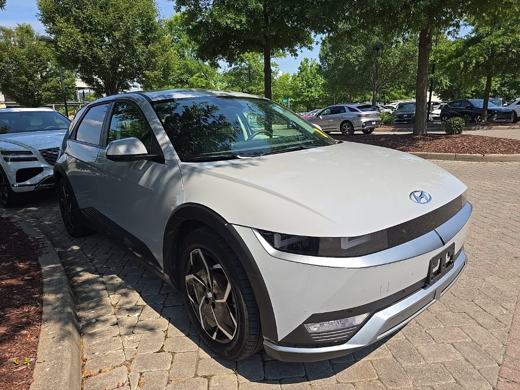 Used 2024 Hyundai Ioniq 5 SEL AWD/4WD image 1