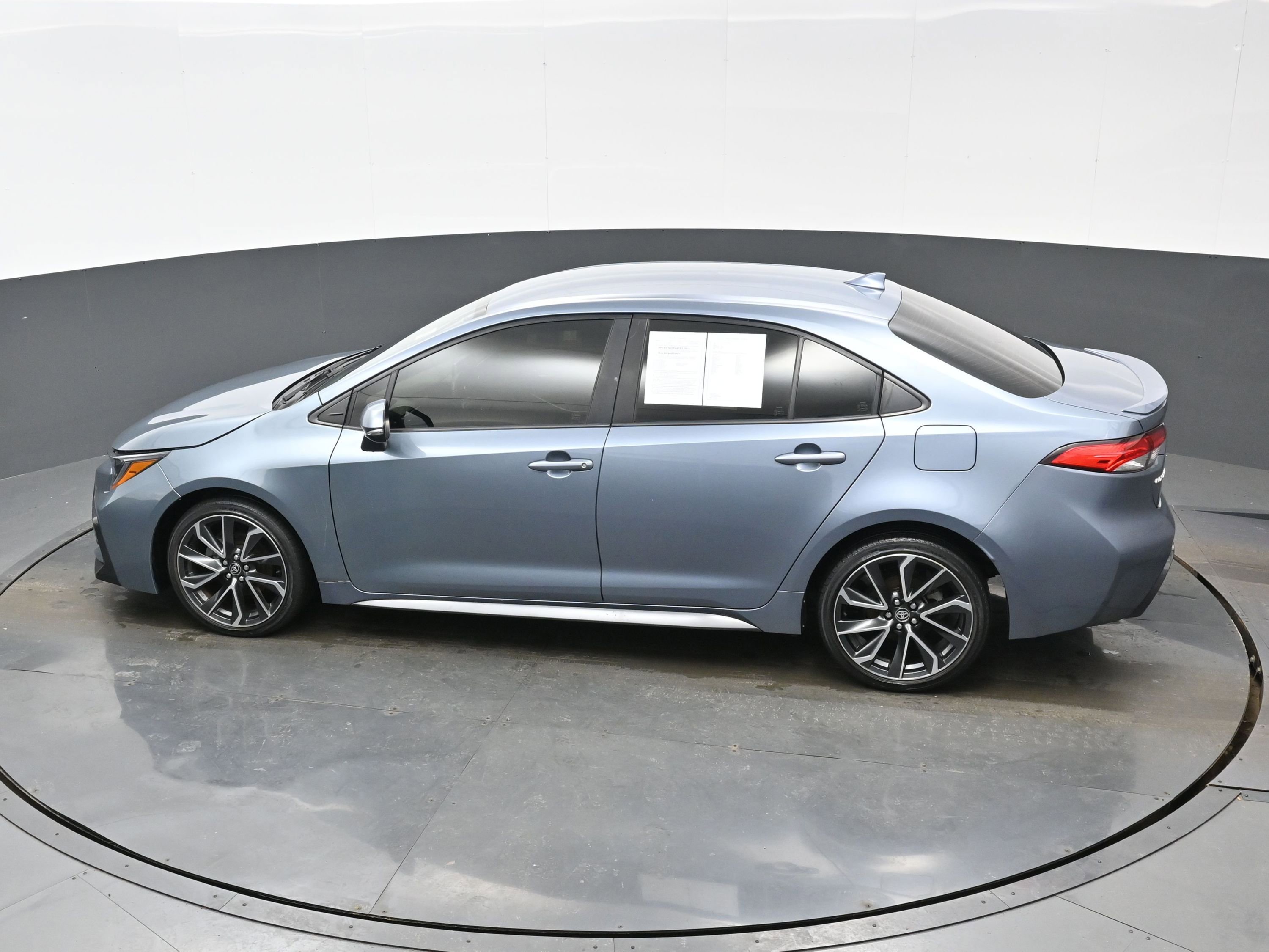 Used 2020 Toyota Corolla SE image 35