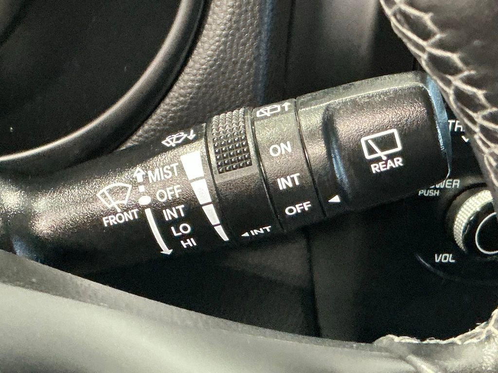 Used 2018 Kia Soul + image 30