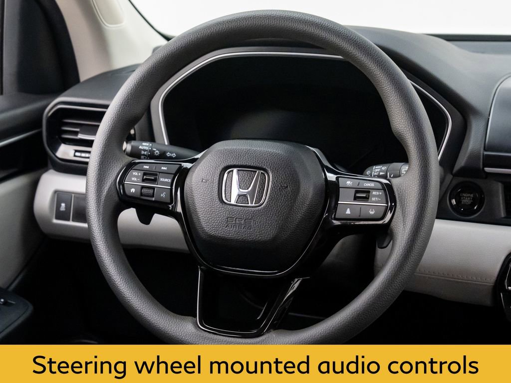 Used 2023 Honda Pilot LX image 11