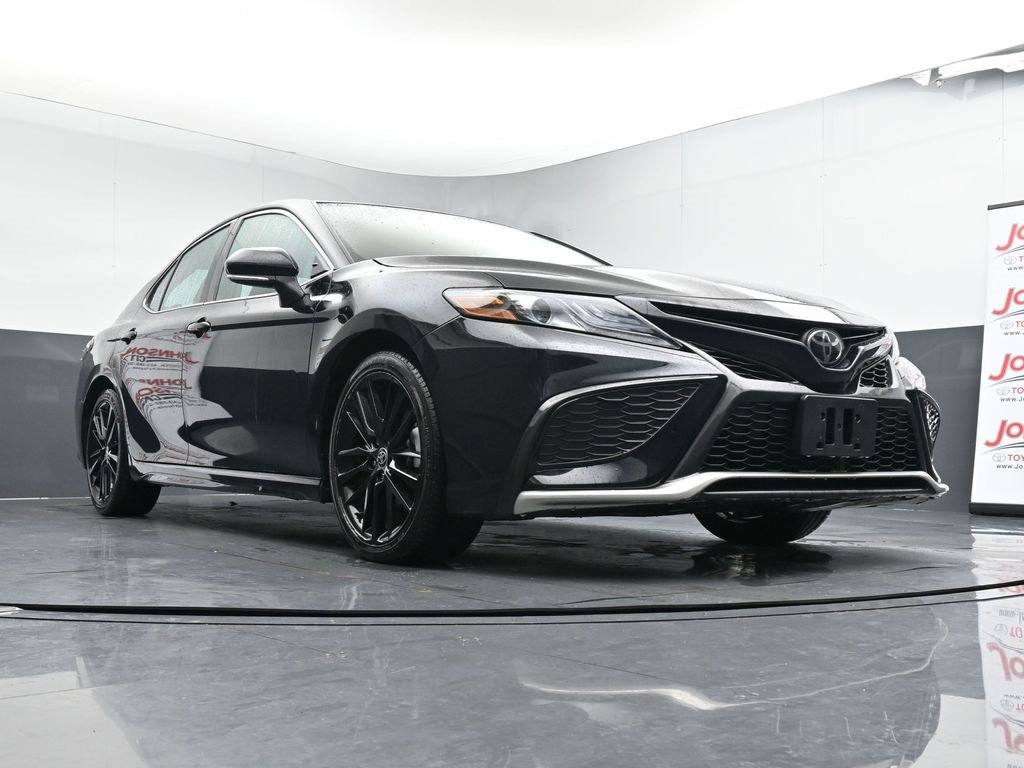 Used 2023 Toyota Camry XSE image 38