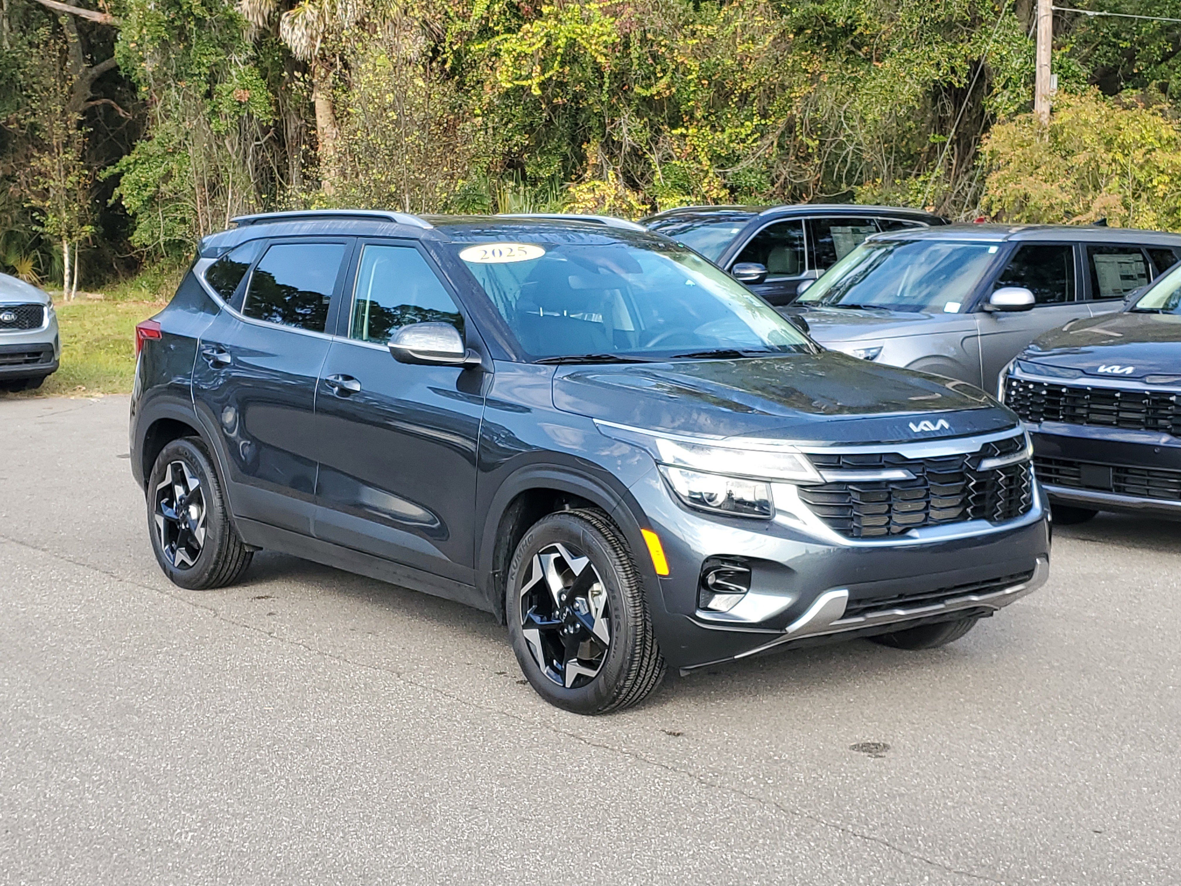 Certified 2025 Kia Seltos EX image 41