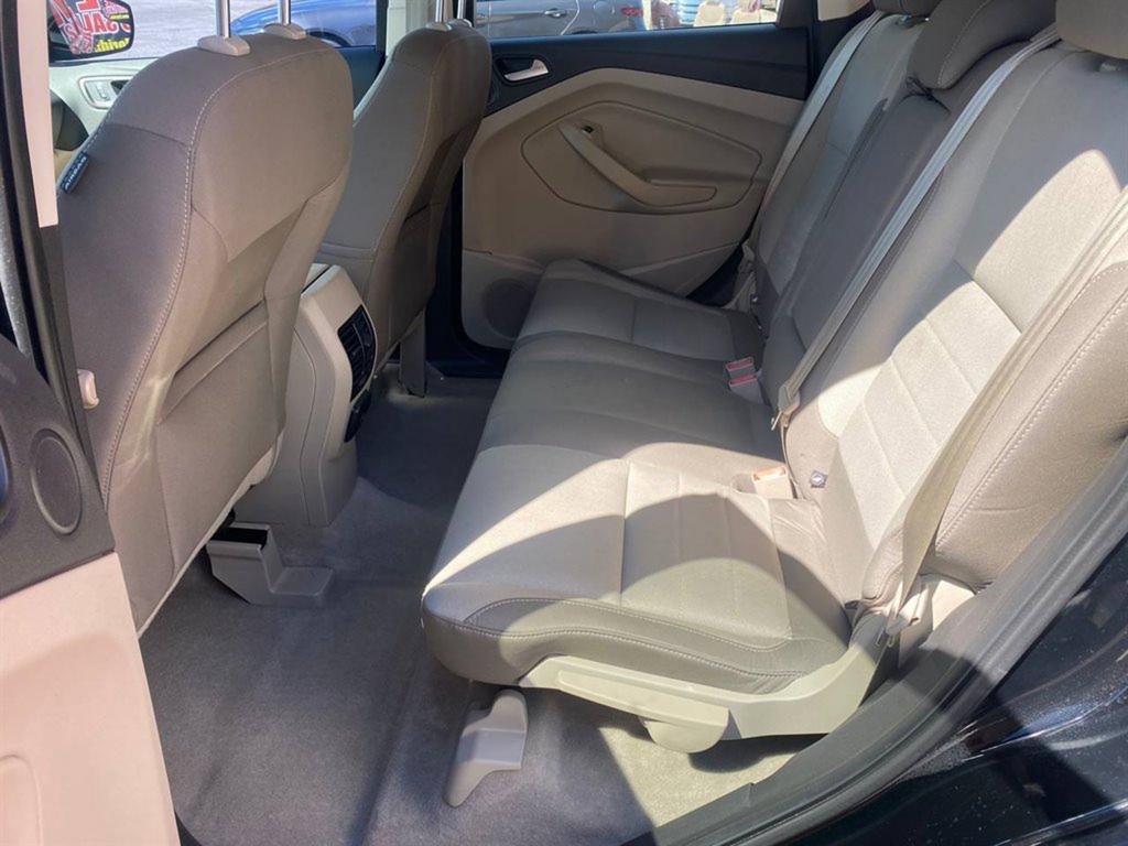 Used 2016 Ford Escape SE w/ Equipment Group 201A image 10