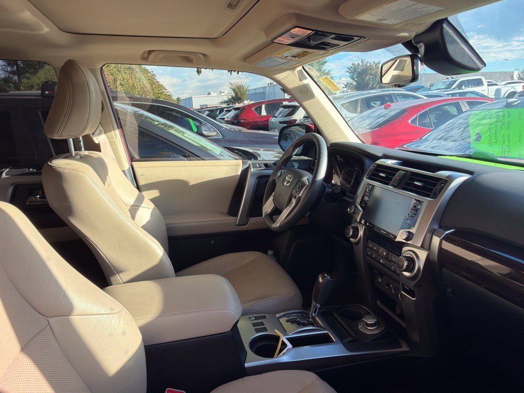 Used 2022 Toyota 4Runner Limited AWD/4WD image 3
