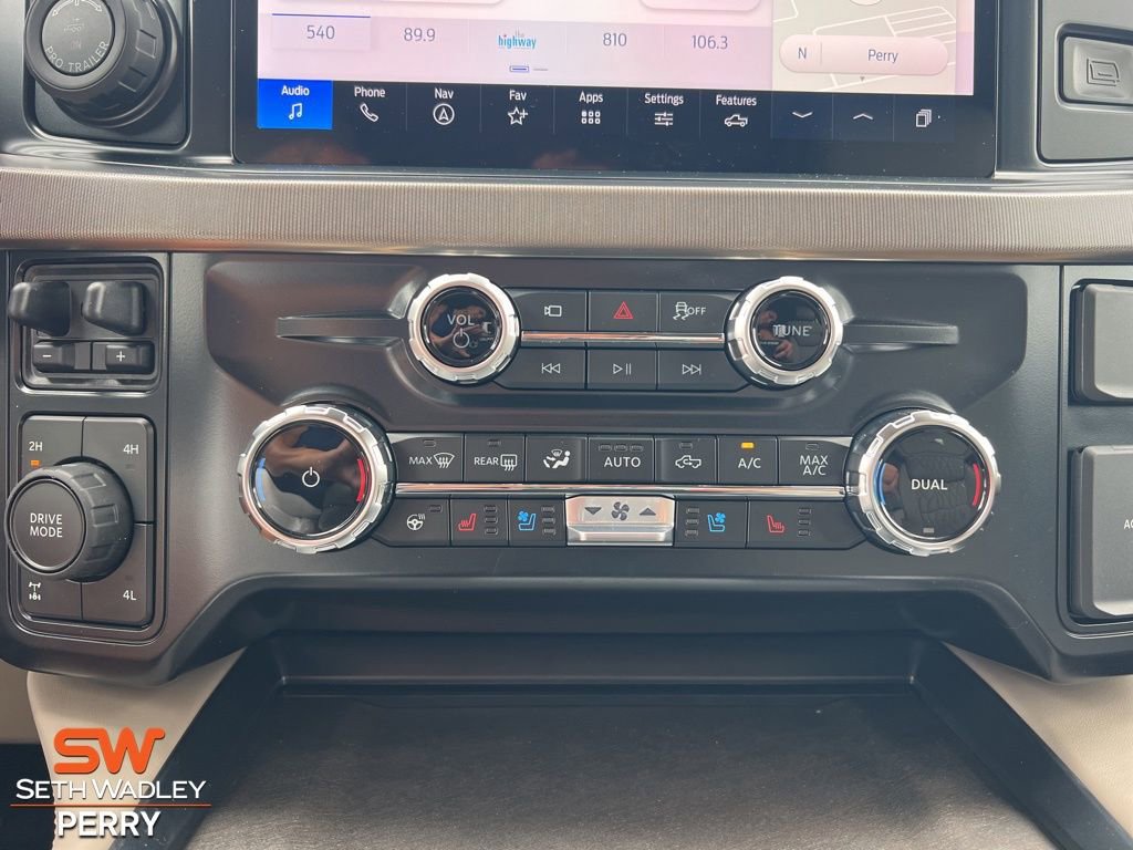 New 2025 Ford F350 Platinum w/ Platinum Plus Package image 18