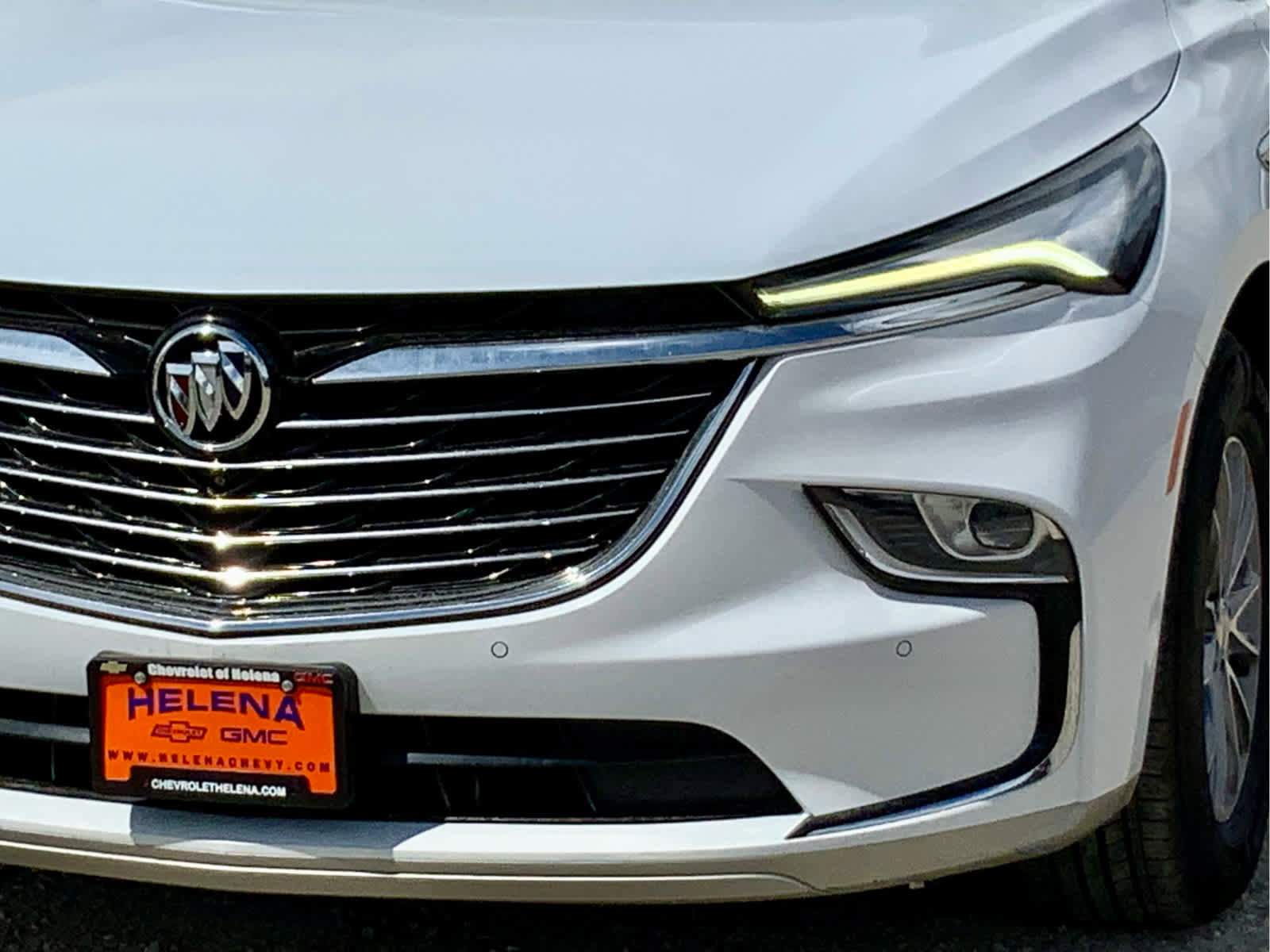 Used 2022 Buick Enclave Premium AWD/4WD image 13