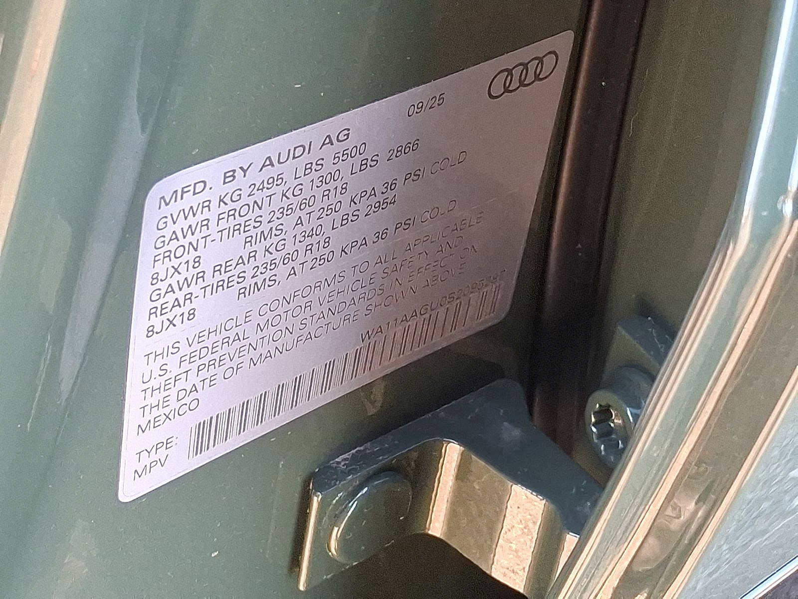 New 2025 Audi Q5 Premium image 17