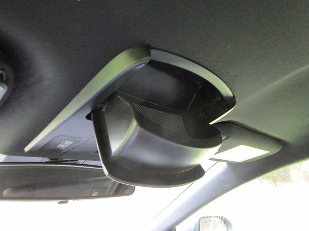 Used 2025 Toyota Camry SE image 36