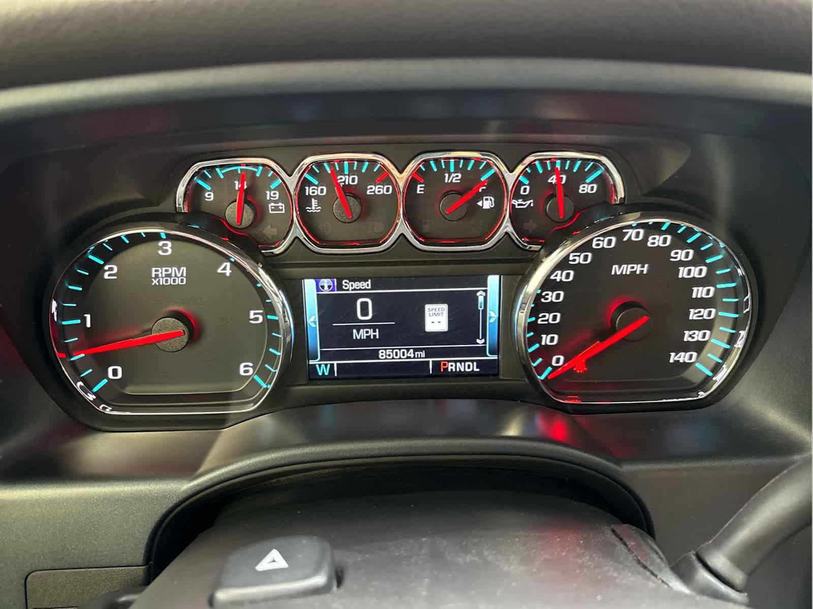 Used 2018 GMC Sierra 1500 SLT image 28