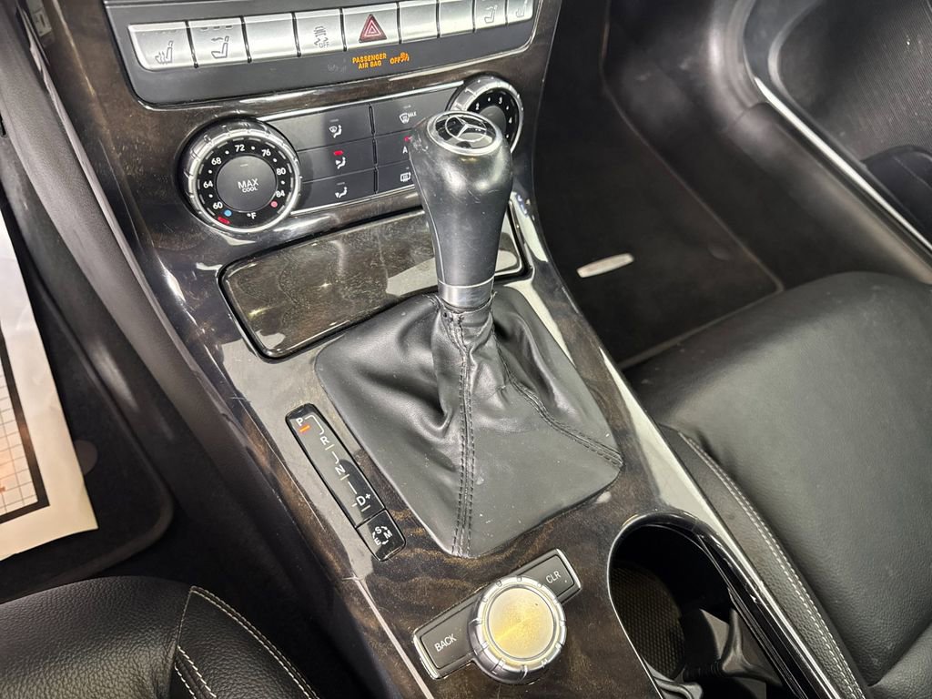 Used 2014 Mercedes-Benz SLK 250 image 24