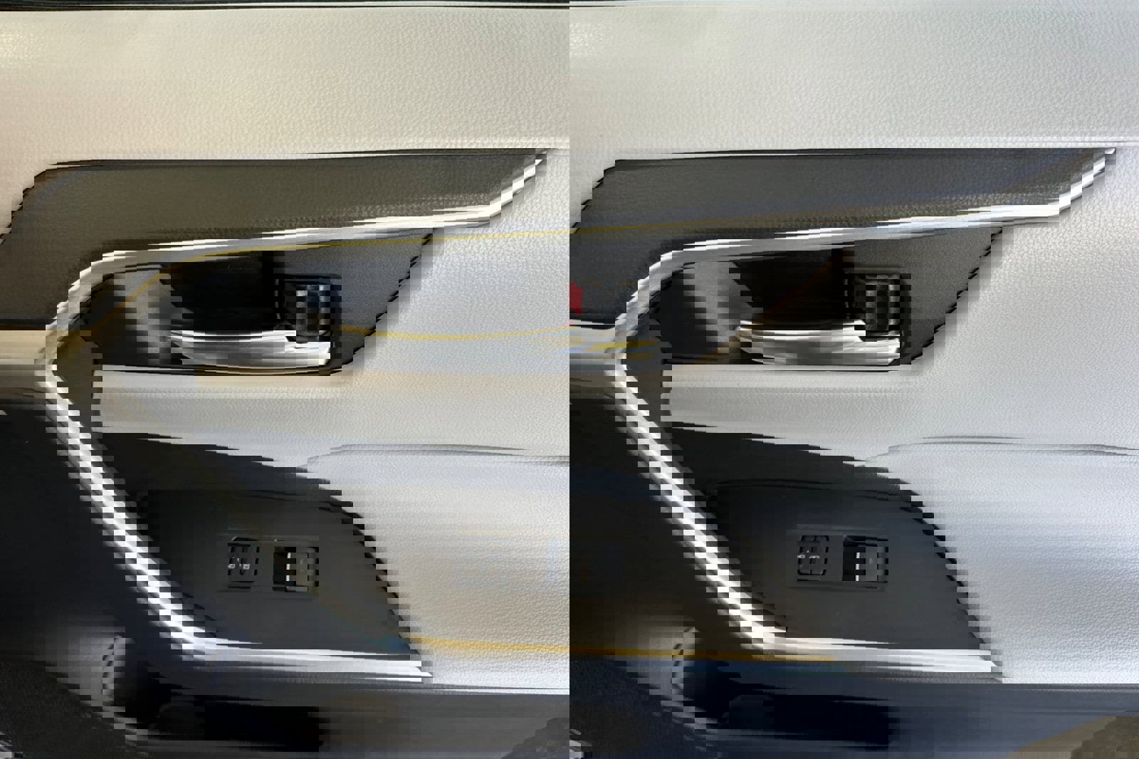 New 2025 Toyota RAV4 XLE Premium image 20