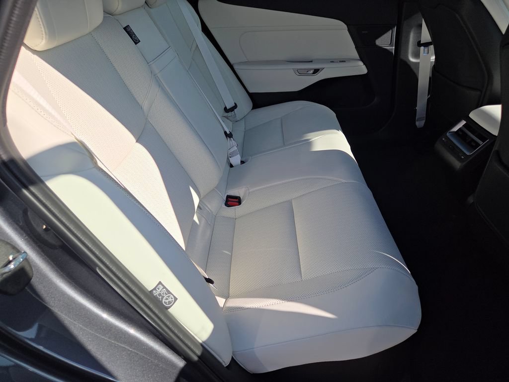 New 2026 Lexus ES 350h FWD image 5