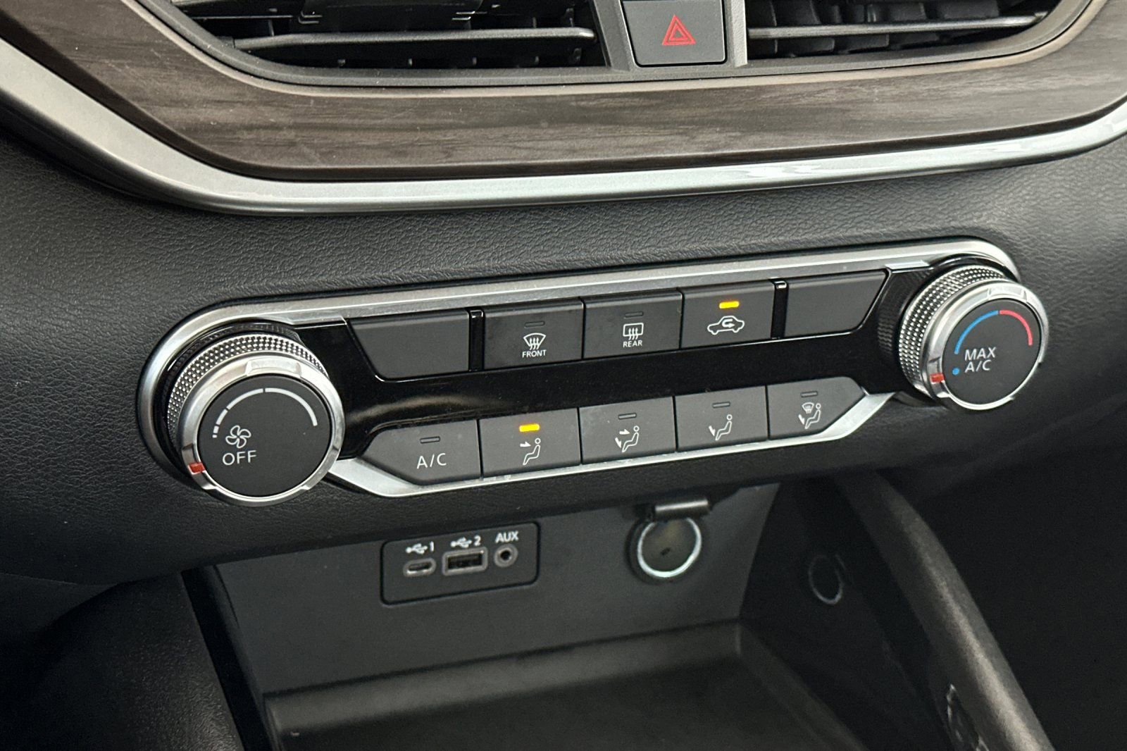 Used 2024 Nissan Altima 2.5 SV image 19