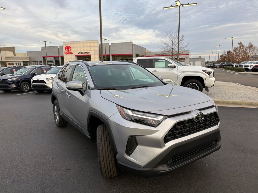 New 2025 Toyota RAV4 XLE image 7