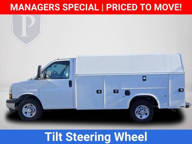 New 2025 Chevrolet Express 3500 w/ Power Convenience Package image 11