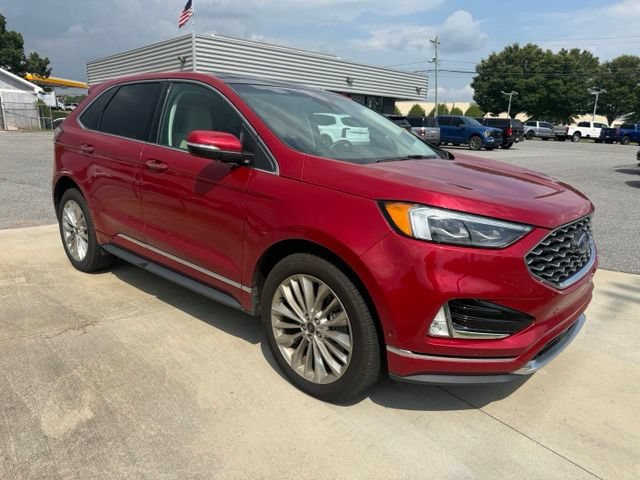 Used 2022 Ford Edge Titanium w/ Equipment Group 301A AWD/4WD image 4