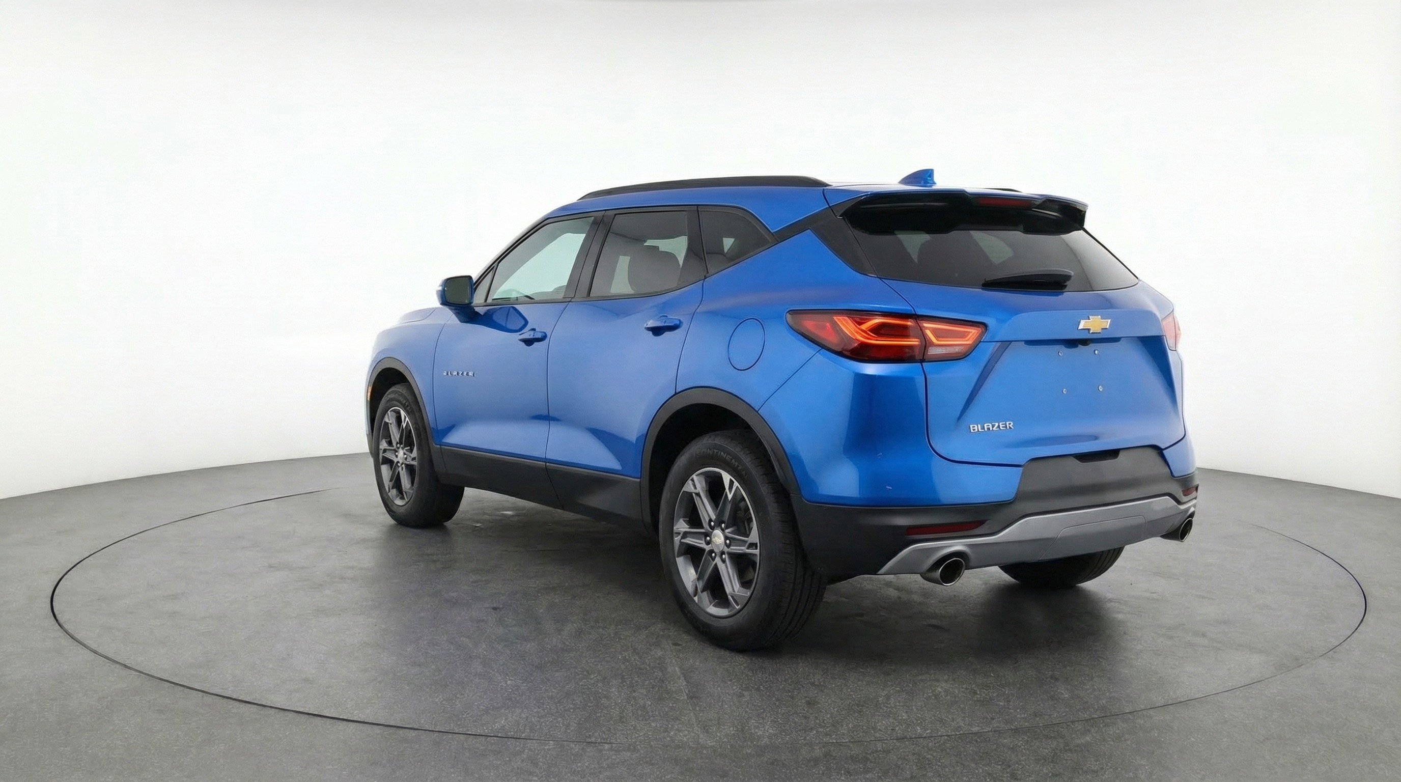 Used 2025 Chevrolet Blazer LT image 6