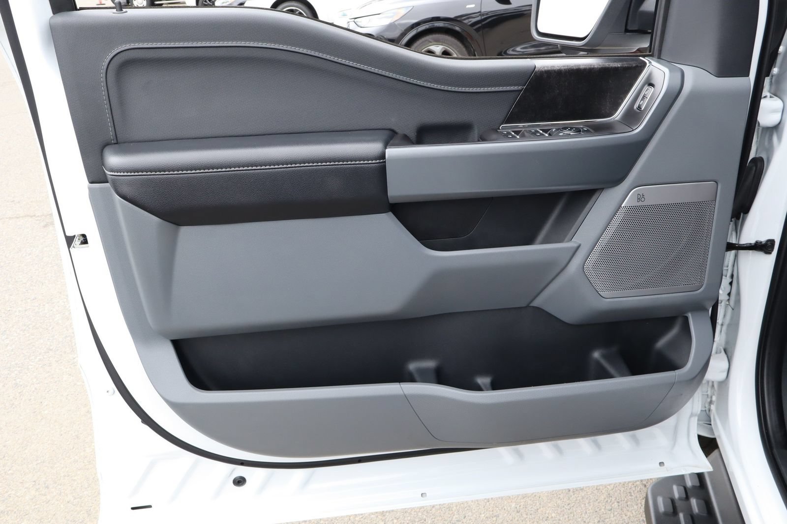 Used 2024 Ford F150 Lightning Flash AWD/4WD image 19