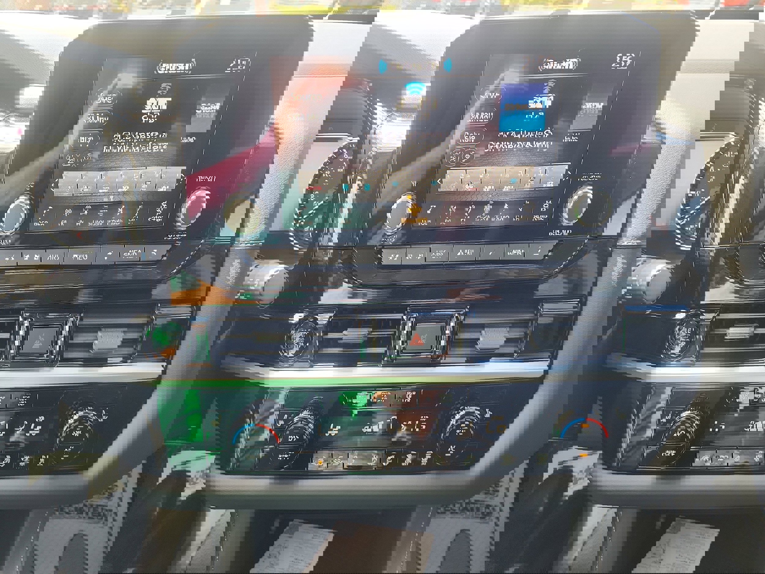 New 2025 Nissan Pathfinder SV w/ Black Appearance Package image 13