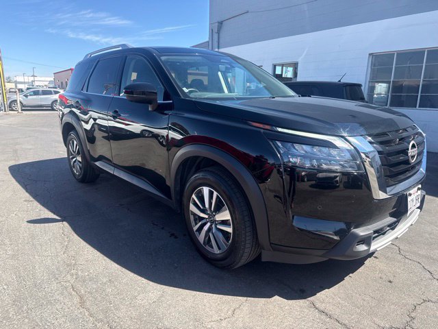 Used 2025 Nissan Pathfinder SL
