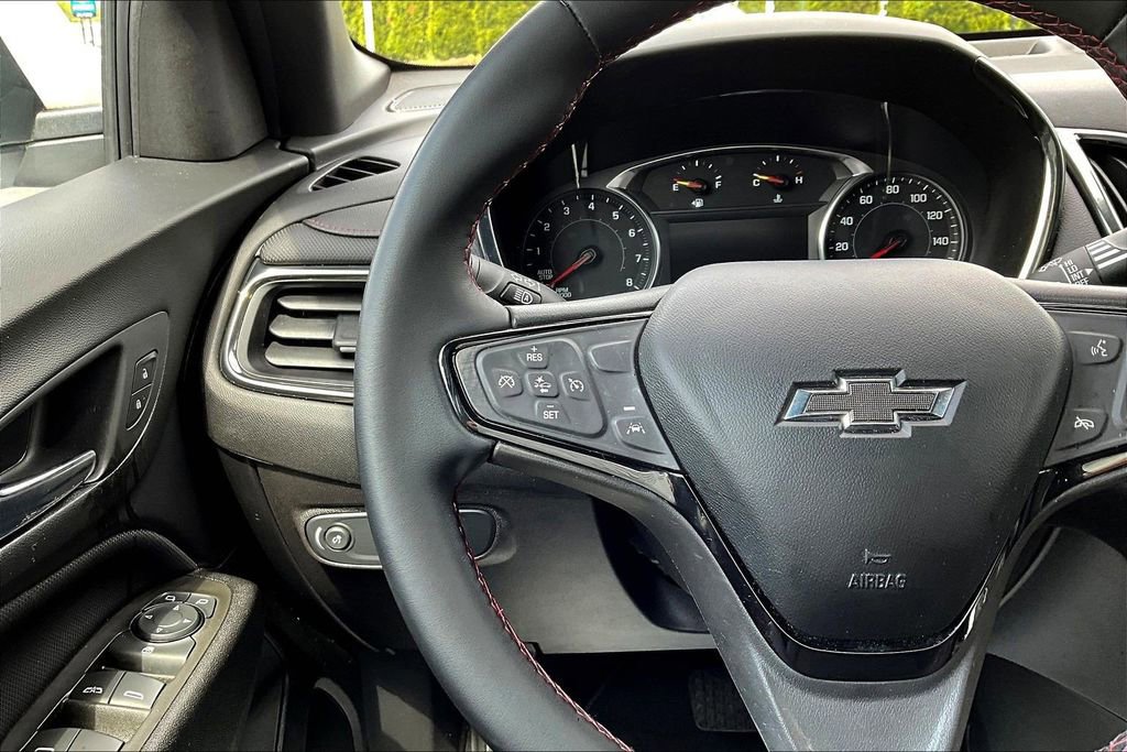 Used 2024 Chevrolet Equinox RS AWD/4WD image 11
