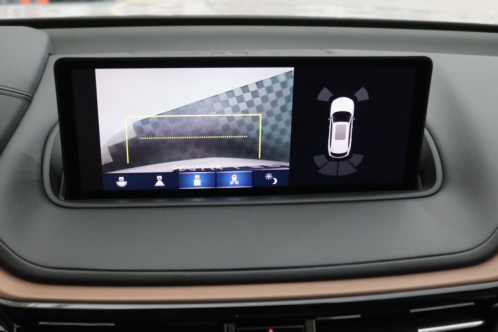 Used 2023 Acura MDX SH-AWD w/ Technology Package image 24