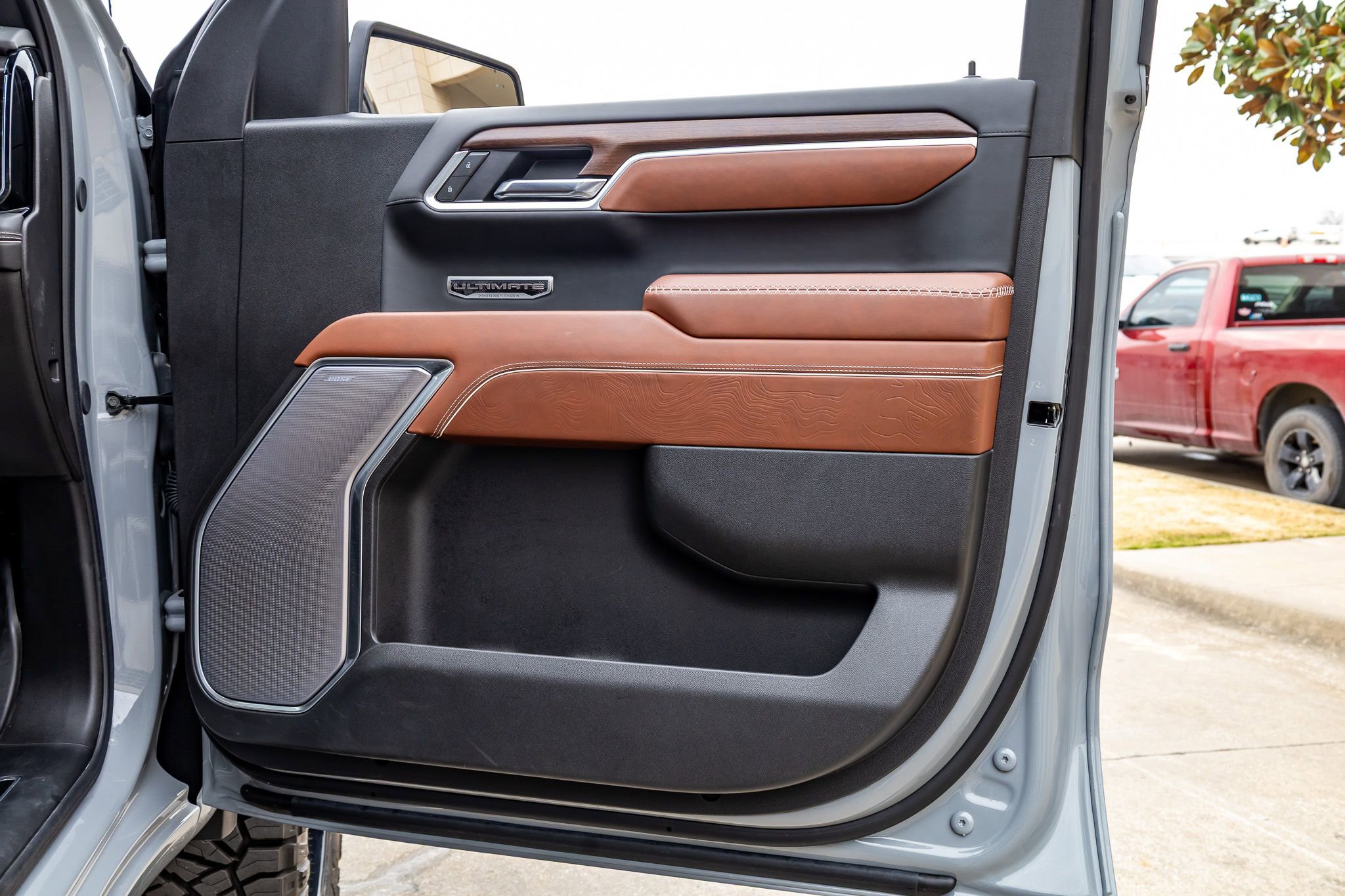 Used 2025 GMC Sierra 1500 Denali Ultimate image 37