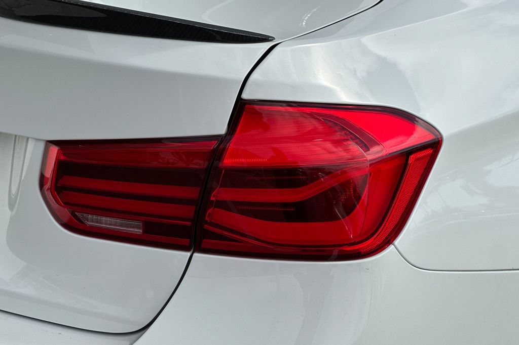 Used 2016 BMW 328i Sedan RWD image 31