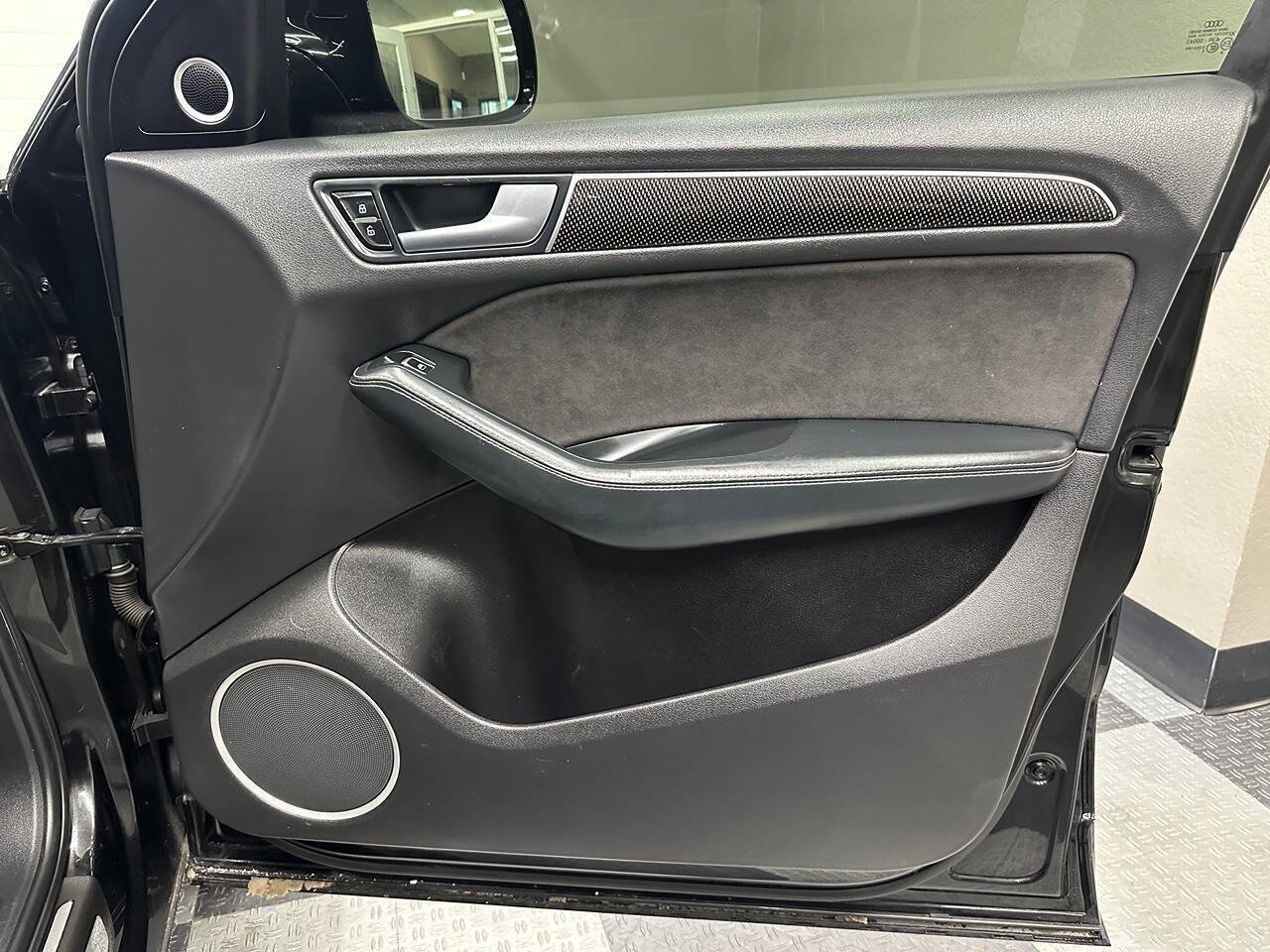 Used 2016 Audi SQ5 Premium Plus w/ Technology Package image 21