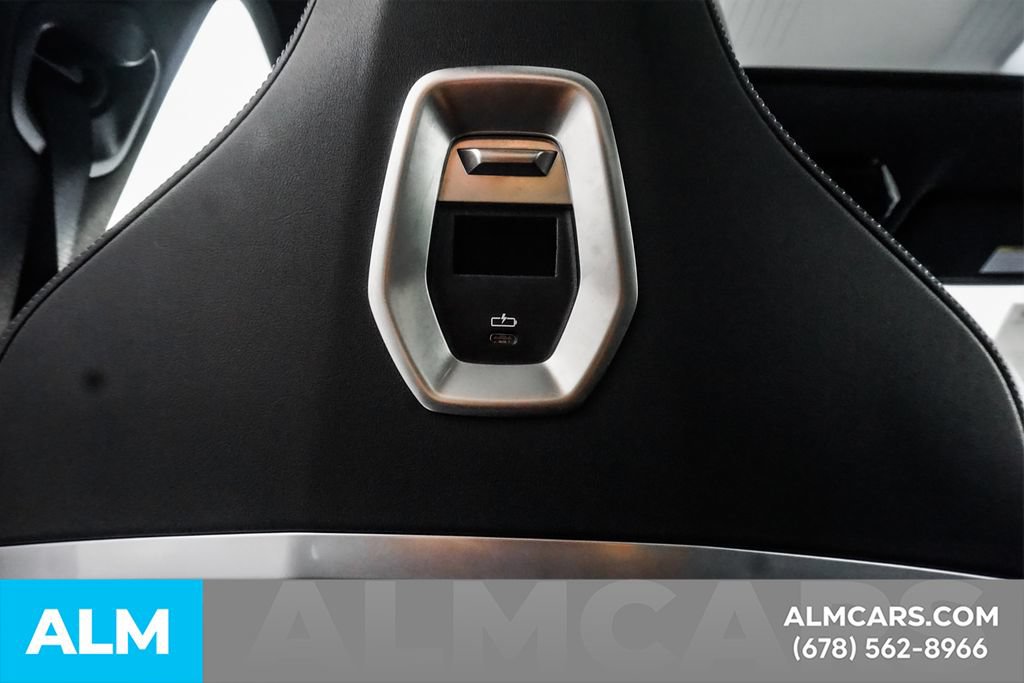 Used 2026 BMW 740i w/ Premium Package RWD image 61