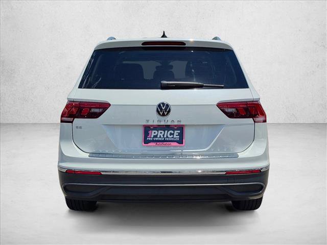 Used 2023 Volkswagen Tiguan SE w/ Panoramic Sunroof Package FWD image 7