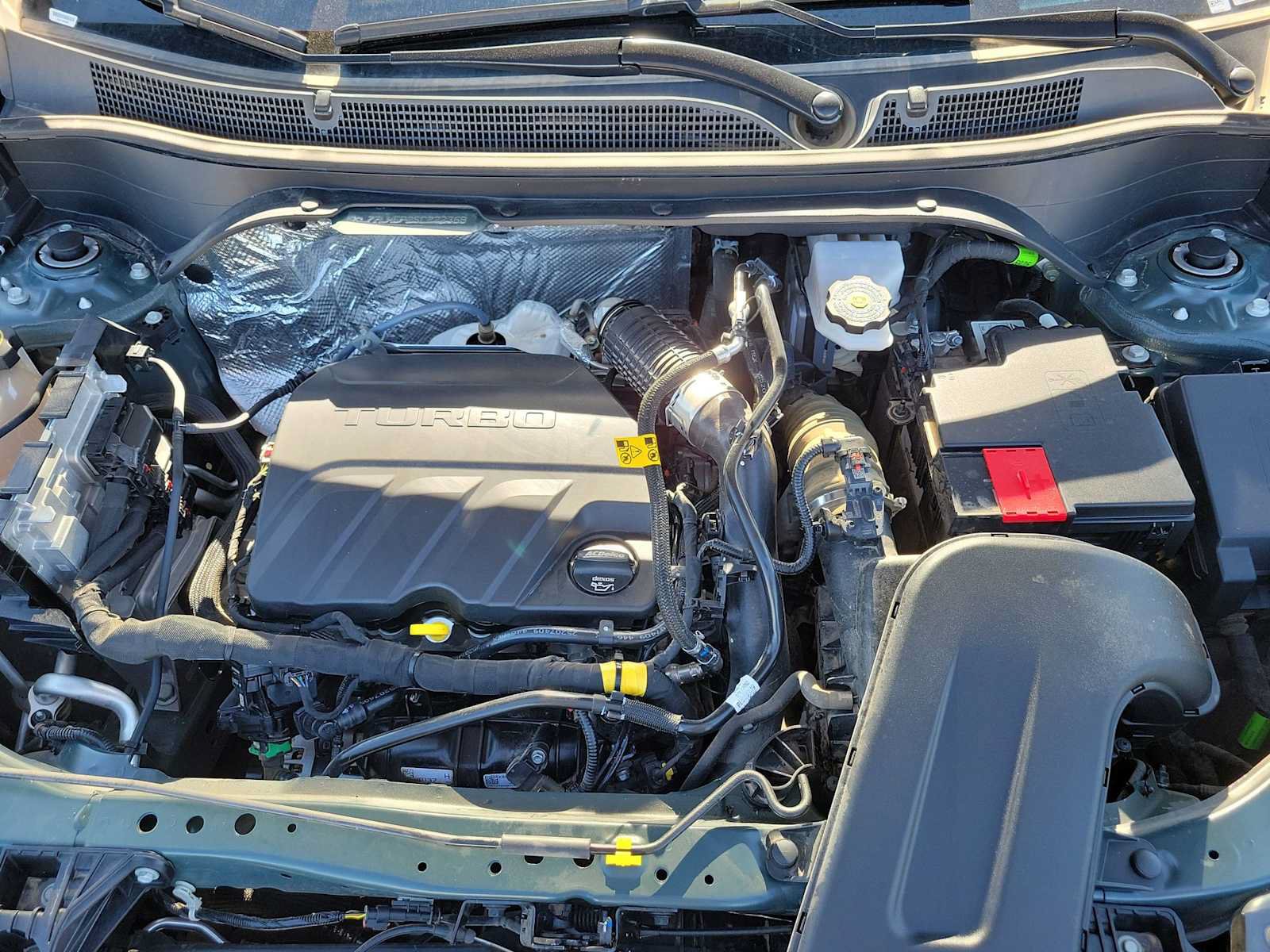 Used 2025 Chevrolet Trax LT FWD image 13