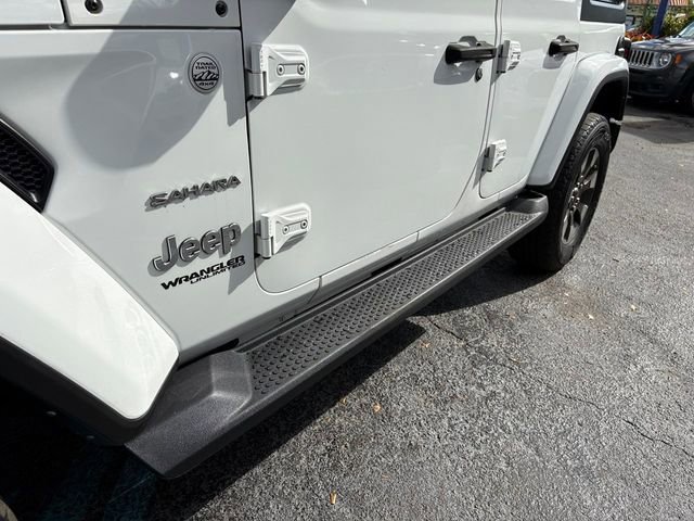 Used 2018 Jeep Wrangler Unlimited Sahara image 4