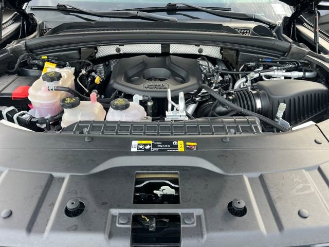 Used 2023 Jeep Grand Cherokee Overland w/ Luxury Tech Group IV image 31