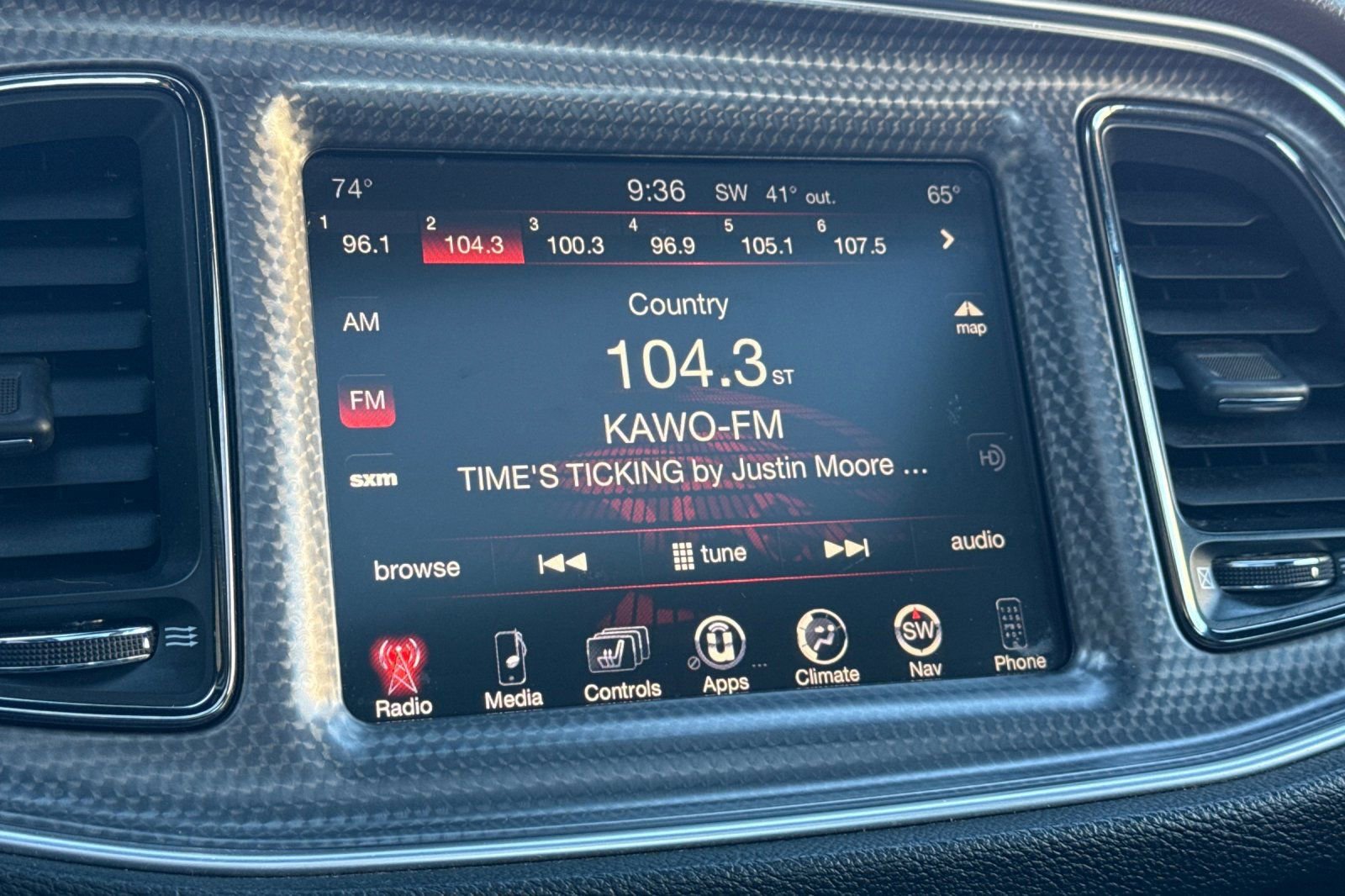 Used 2016 Dodge Challenger SRT Hellcat image 17