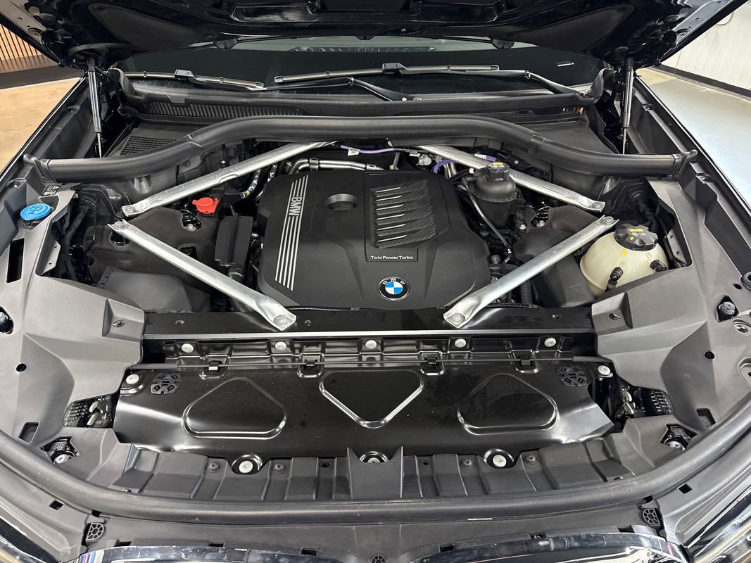 Used 2022 BMW X7 xDrive40i image 61